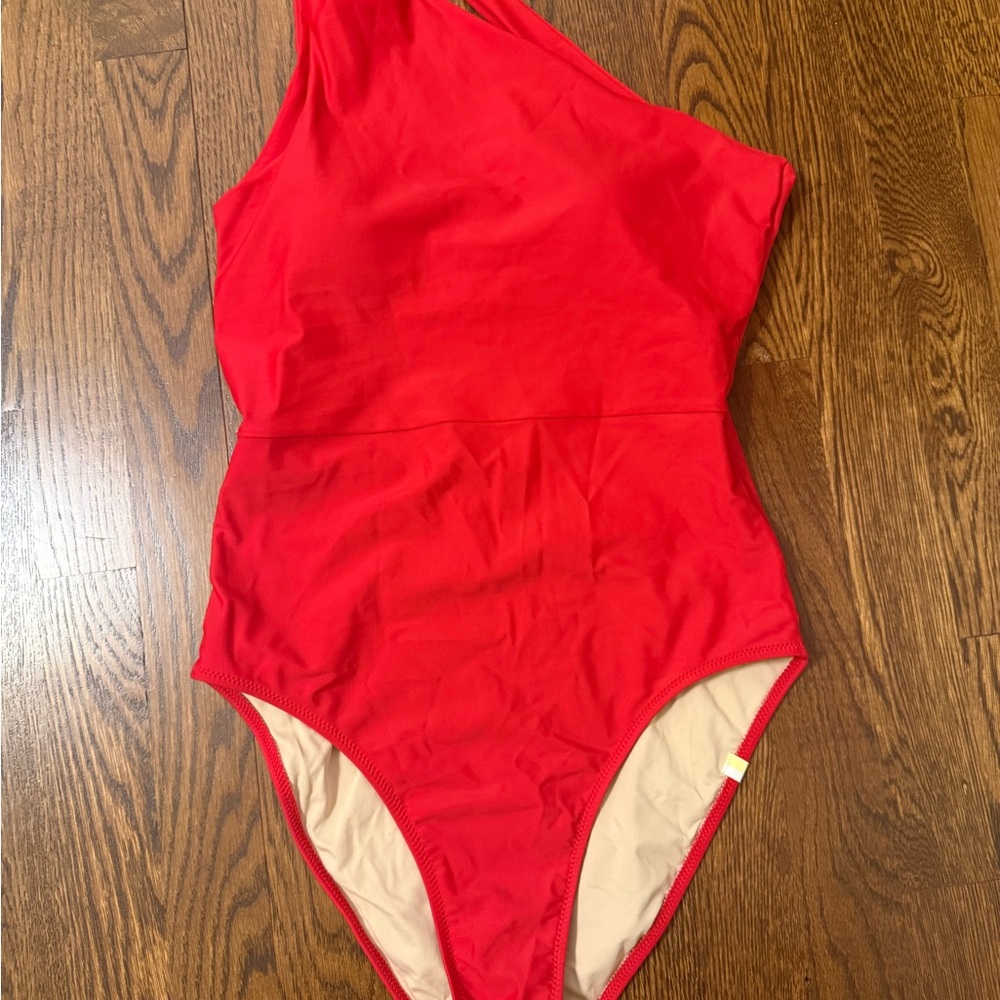 summersalt One-Shoulder One-Piece Swimsuit in Red
